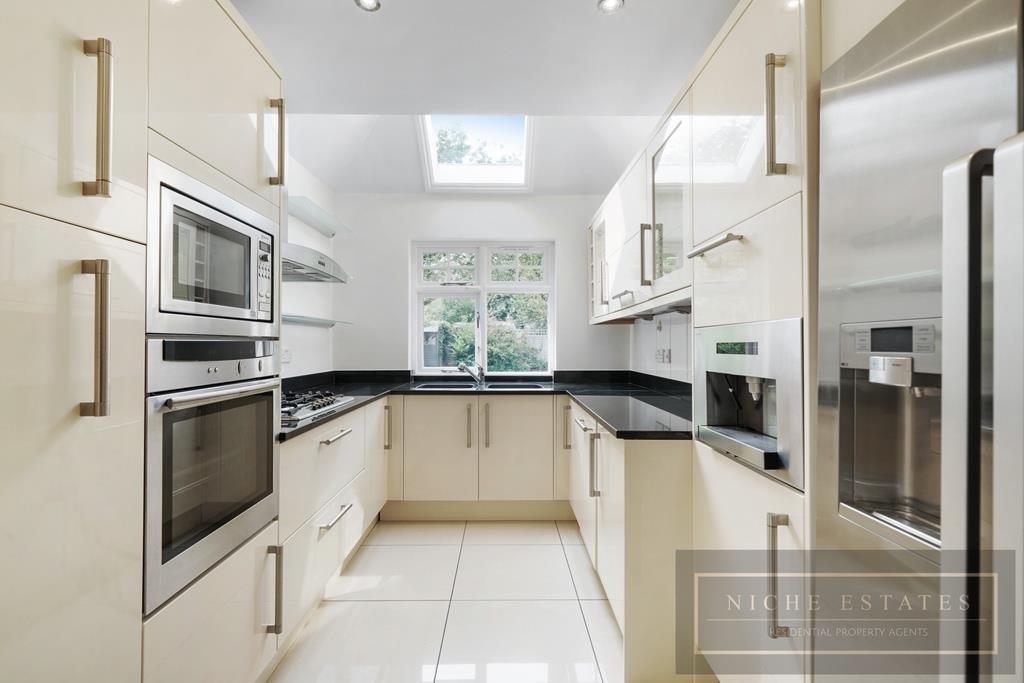 Property Image 9fe1e911-f0be-4582-883c-d586b6e83e96