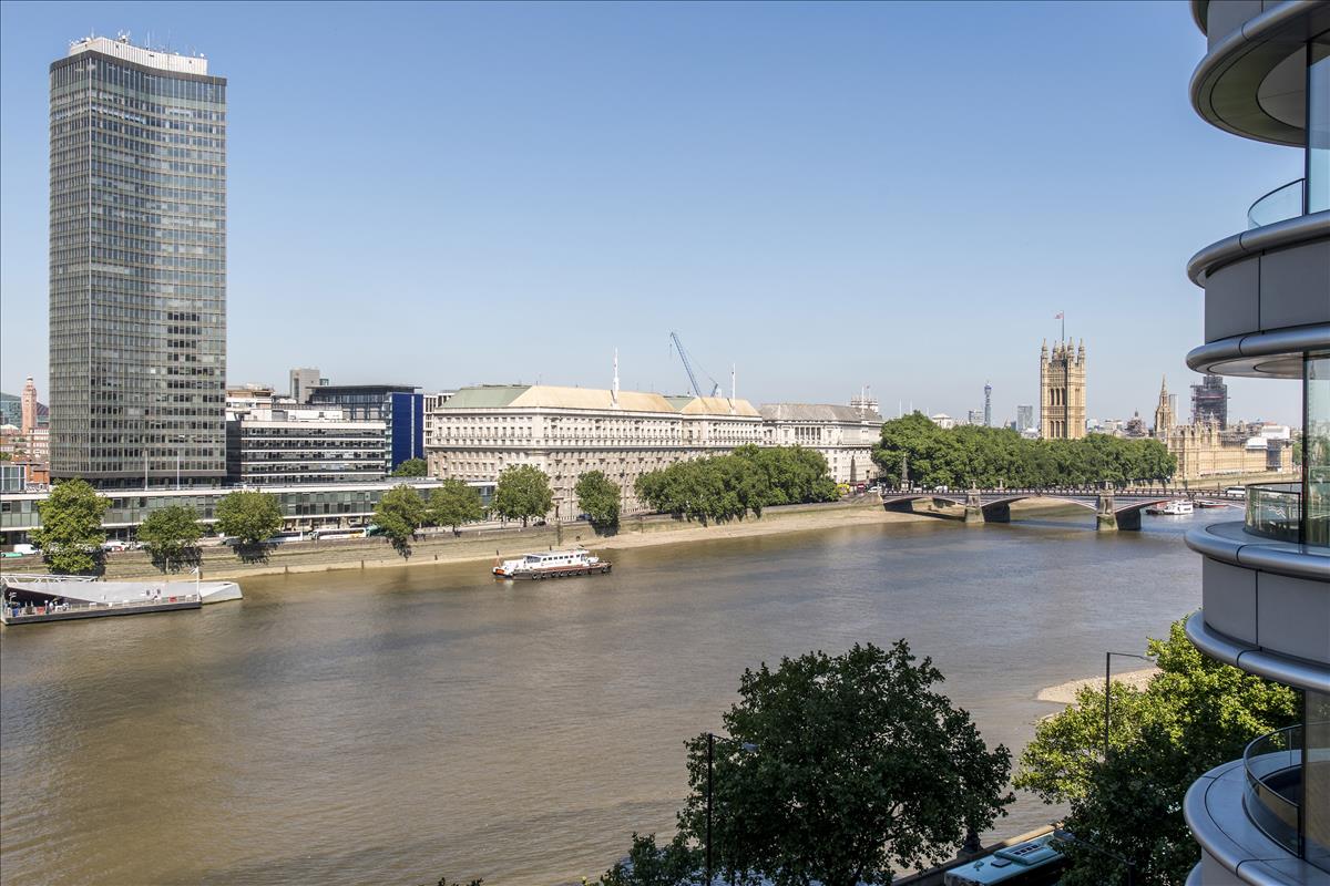 <order>0</order><label>The Corniche | Circa London</label>