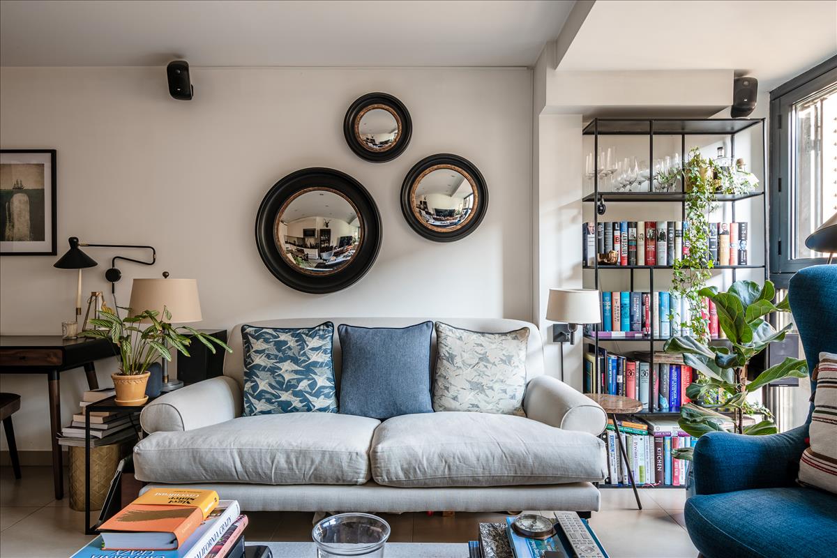 Hoxton Square apartment