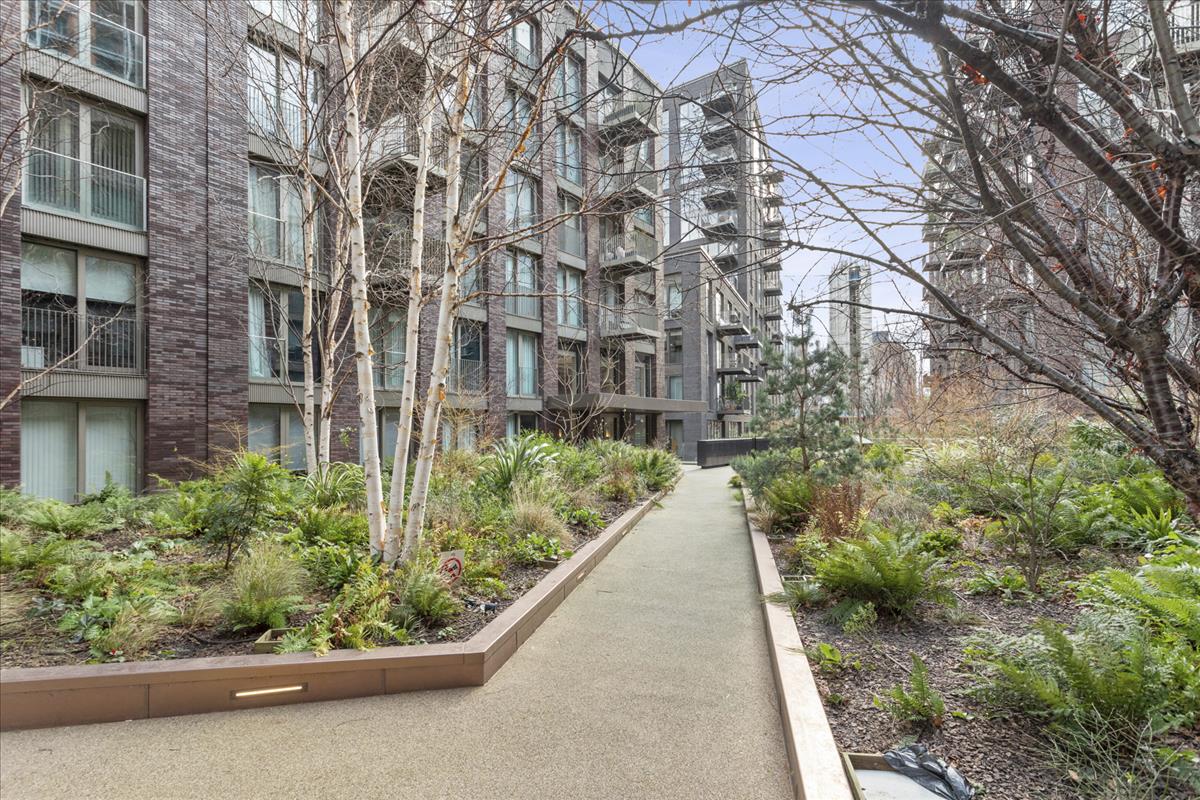 Embassy Gardens SW11 | Circa London