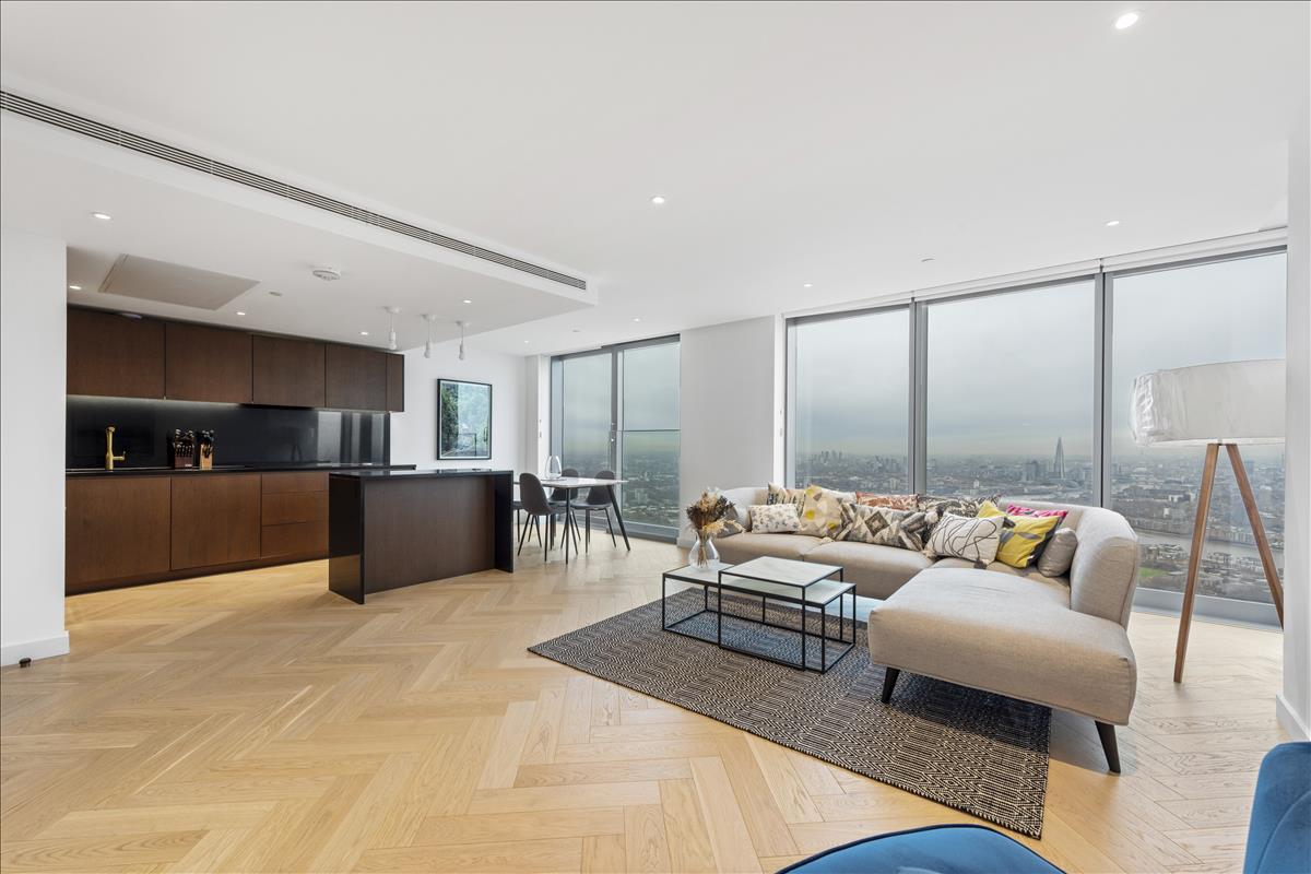 <order>0</order><label>Landmark Pinnacle E14 | Circa London</label>