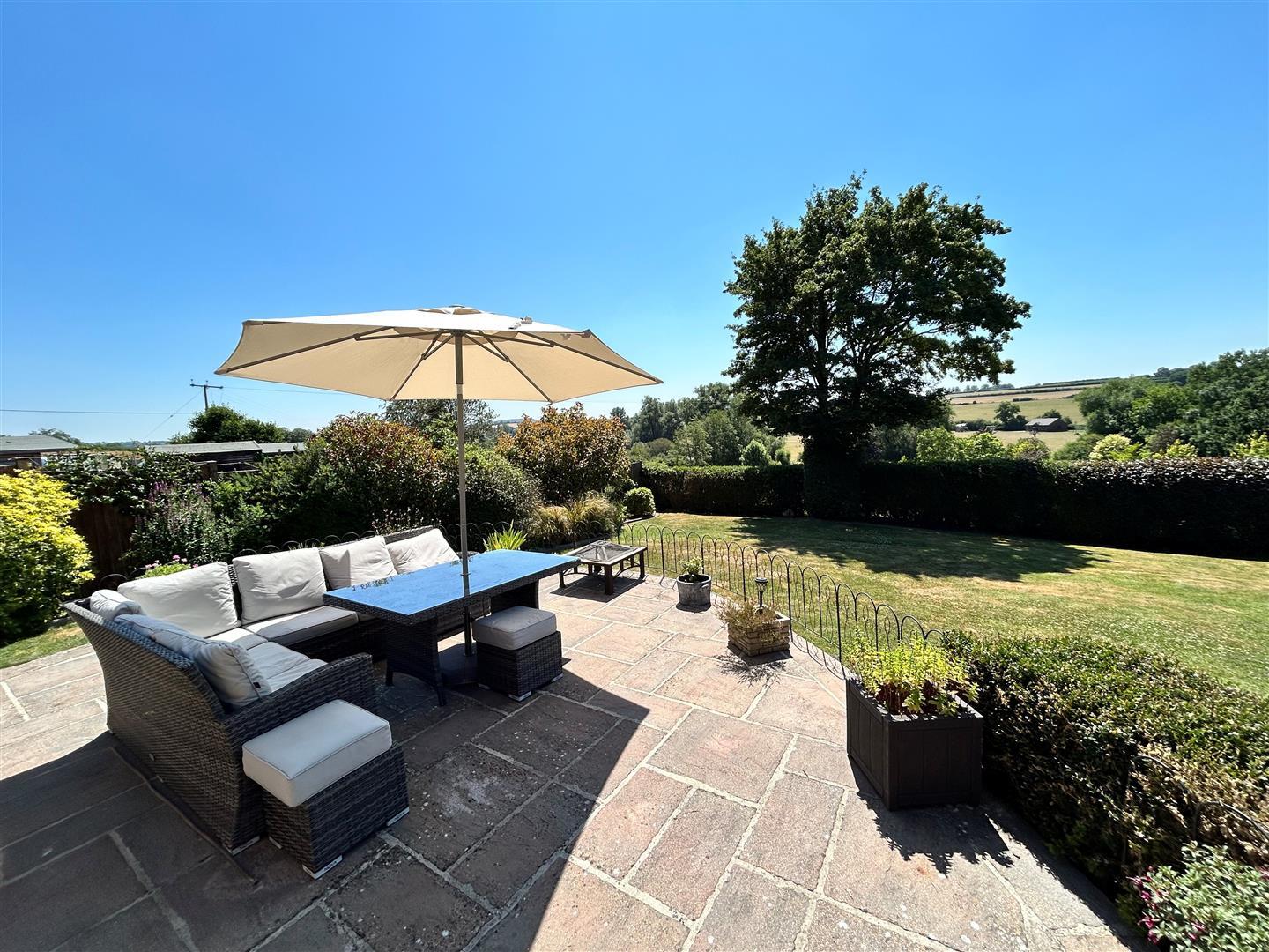 Property Image a00c1173-e6c9-46db-9499-9ceeb41c5582
