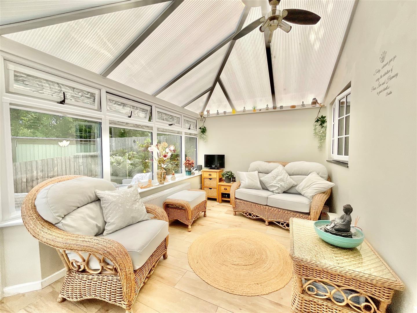 Property Image a0140fe6-a027-45fa-bb26-91c789ef2840
