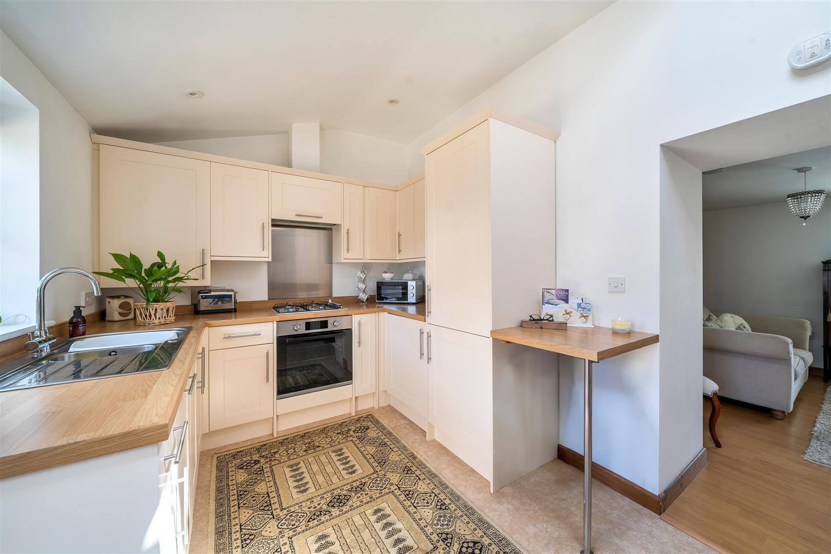 Property Image a01a57b2-3921-426f-9755-2b9c5b8e857c