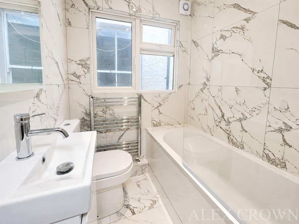 Property Image a03510e0-b6da-4fbb-a893-b6ed6d812fd4