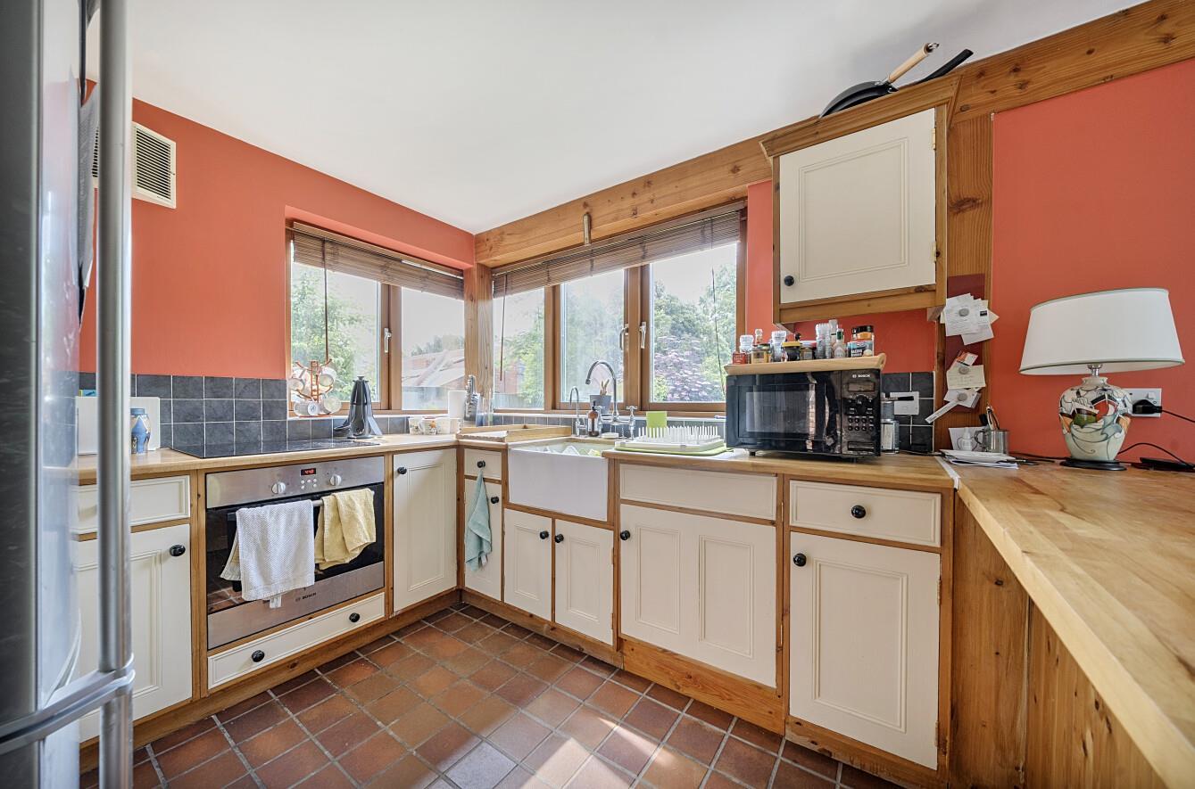 Property Image a04079fd-29b3-46a1-bb81-4346d6bfe977