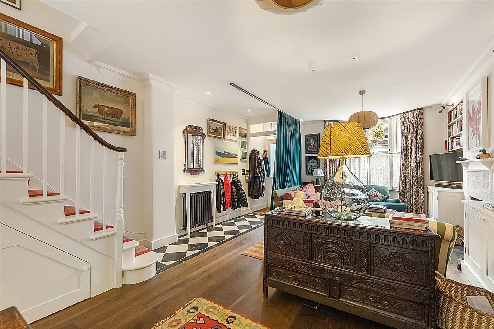 Property Image a0411555-da64-40dc-8c81-8452ab43ff0c