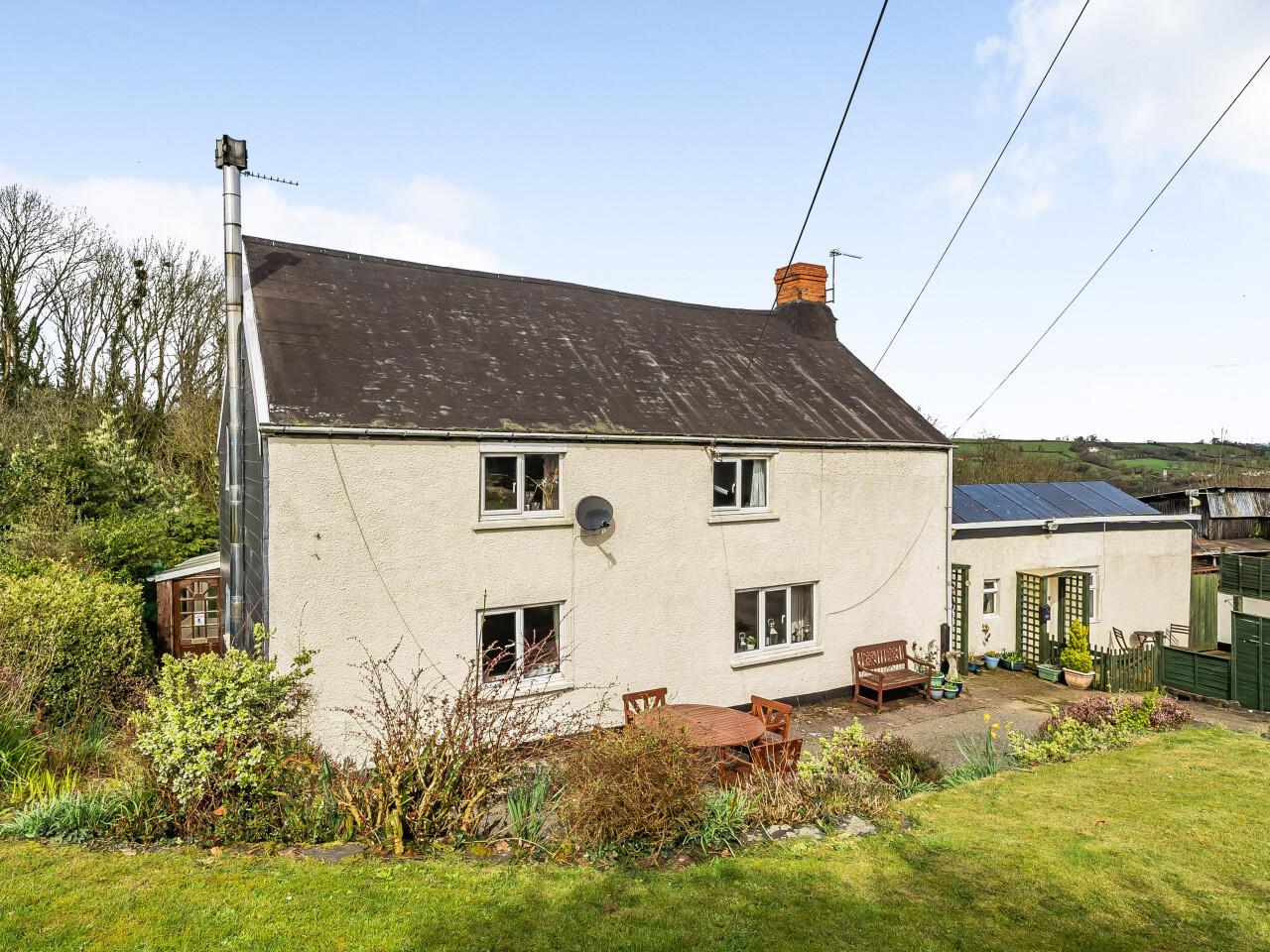 Property Image a048d758-4e42-41d7-89fb-d04144926803