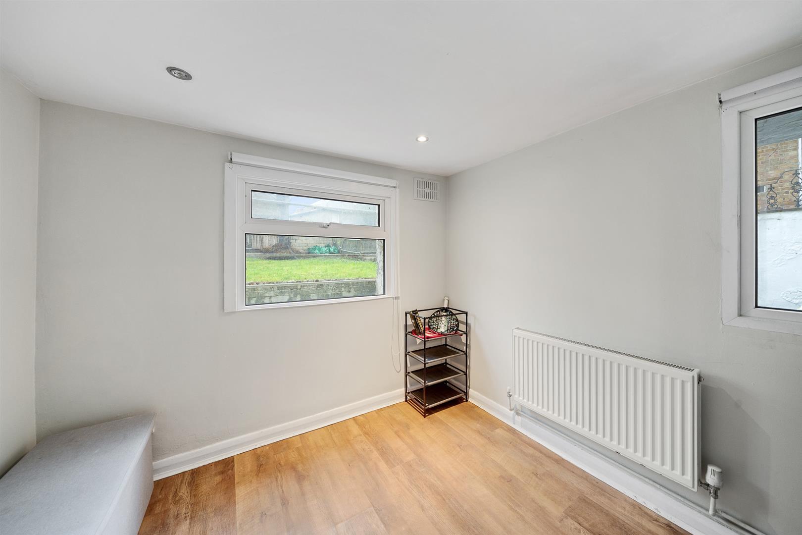 Property Image a053f85a-ec0e-4dd2-8330-603b17eaa7f6
