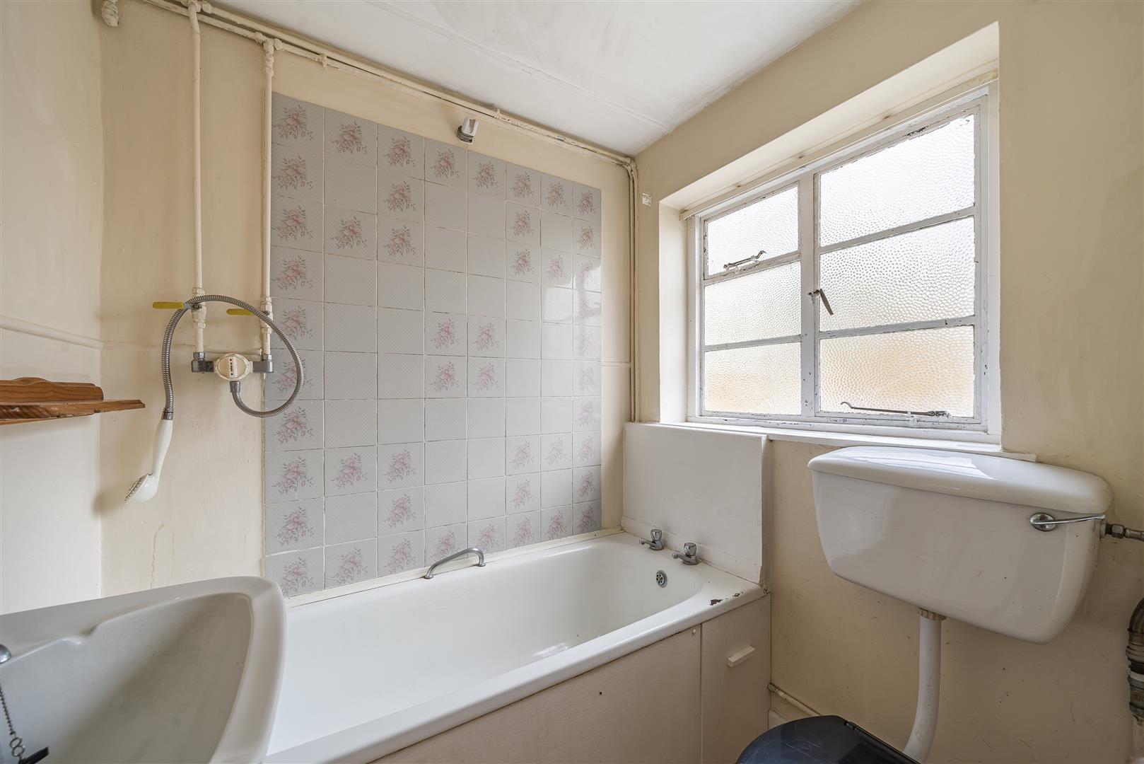 Property Image a06dd8fa-f4b4-41ea-9f6d-cd451ea2297d