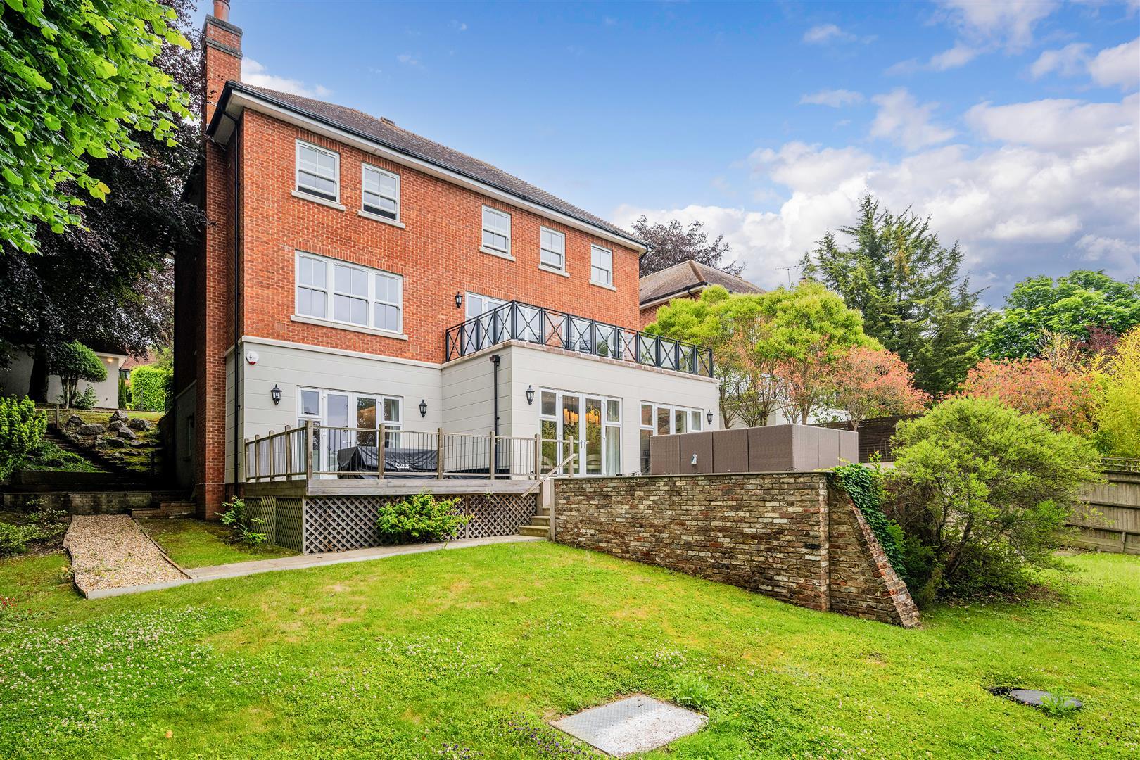 Property Image a073b76a-e48a-46aa-870f-04f1a427bd8d