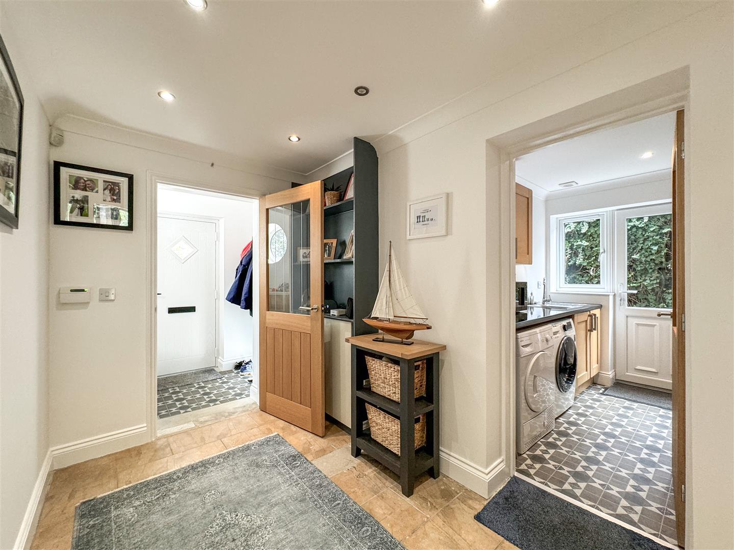 Property Image a07a30ed-abb6-4e17-8242-52bf156cd84f