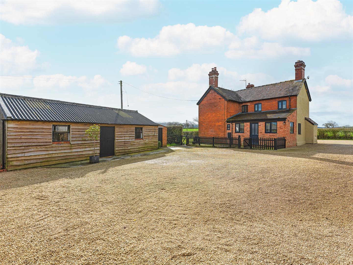 Property Image a0817f3d-073a-4b42-8b57-591a15aec96c