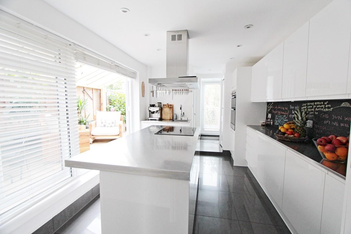 Property Image a08490f1-36f8-4649-b0d7-3e66d7ef2591
