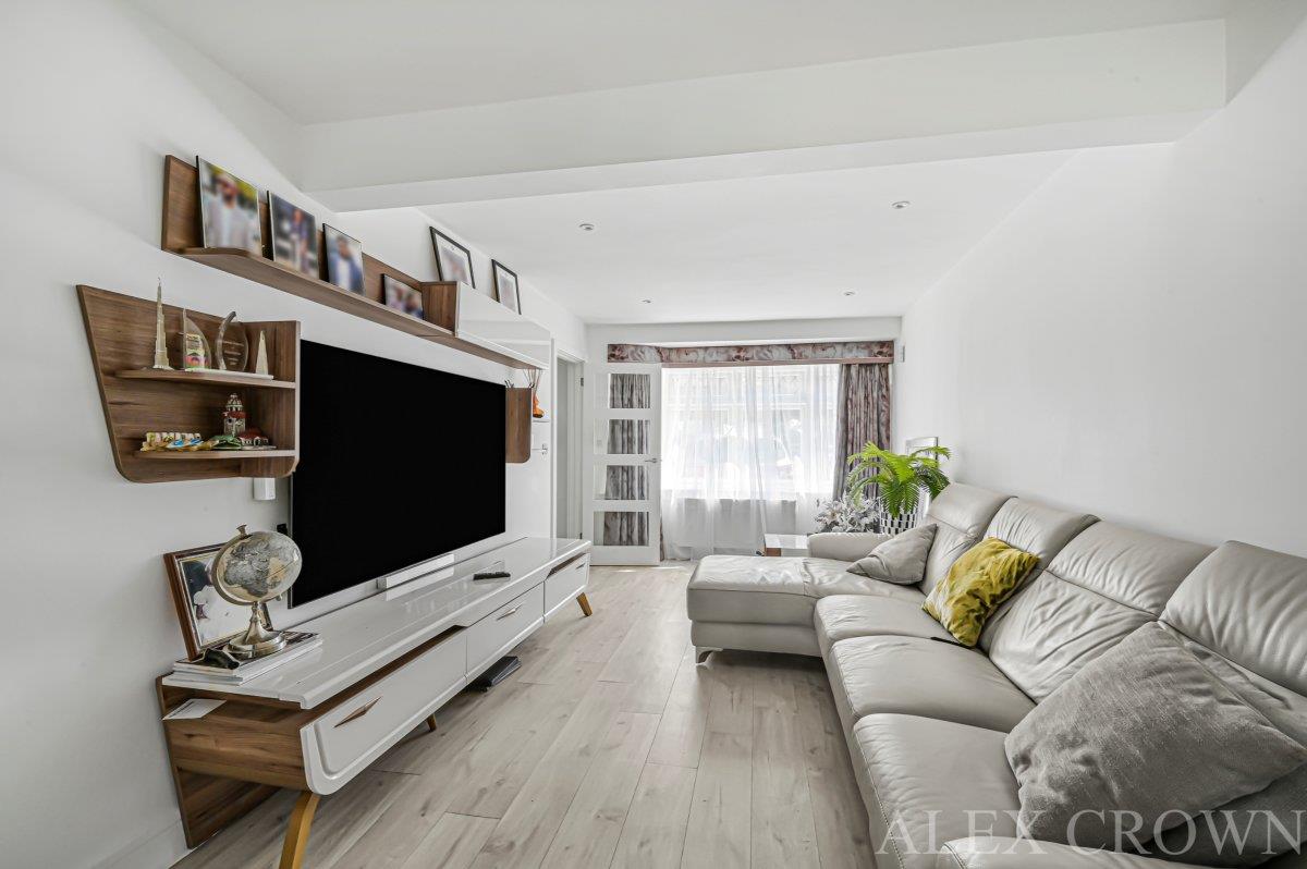 Property Image a091a681-397a-4935-b7a8-e07c740df71b