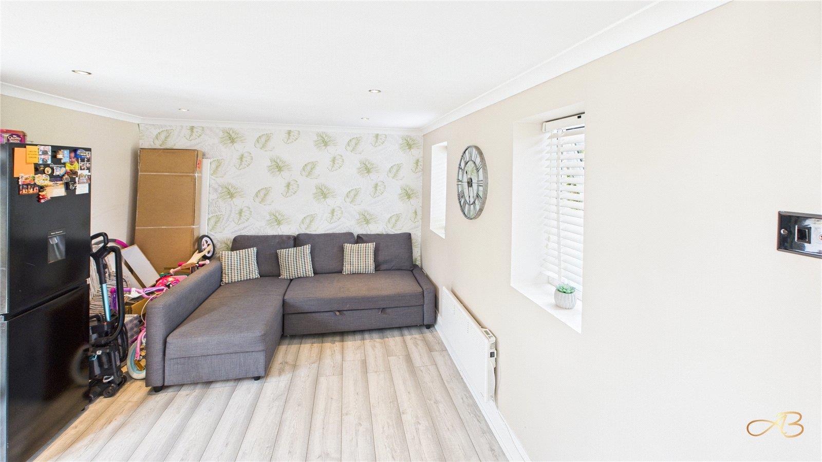 Property Image a092f076-e1ee-4935-88dc-efc8eb54c1ce
