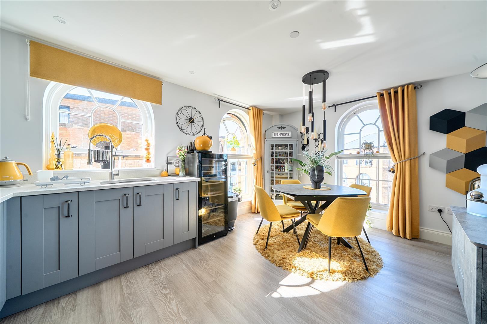 Property Image a0aa00cb-916c-4831-b78b-4c6856f58a50
