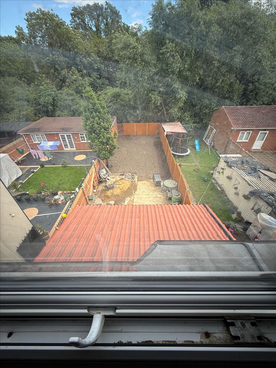 Property Image a0ae1eb0-40dc-4651-a888-3d808c991e45