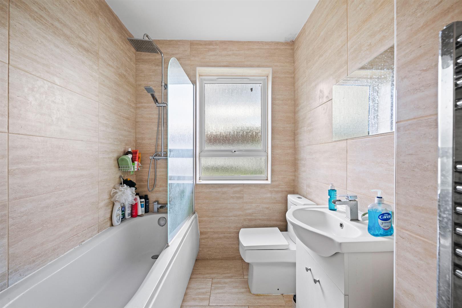 Property Image a0b2b2dd-0ade-497e-9de4-fff2a73924d9