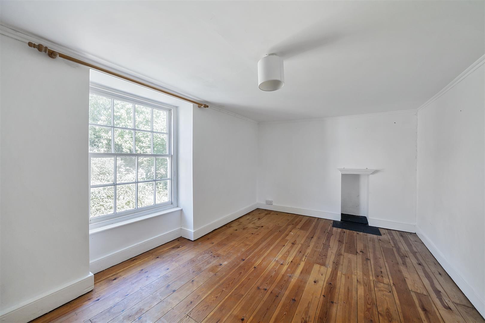 Property Image a0c61f8d-614c-42f4-b98d-62358292070a