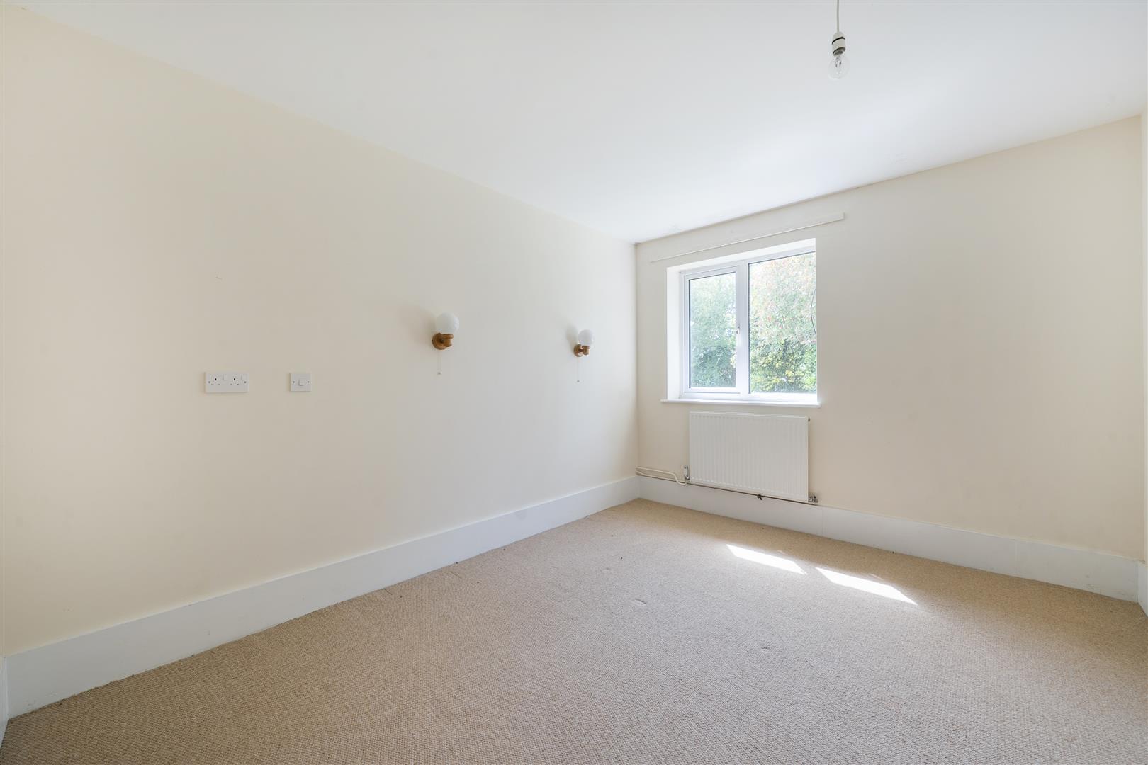 Property Image a0da1bb6-4281-4381-a220-0b5159ee6098