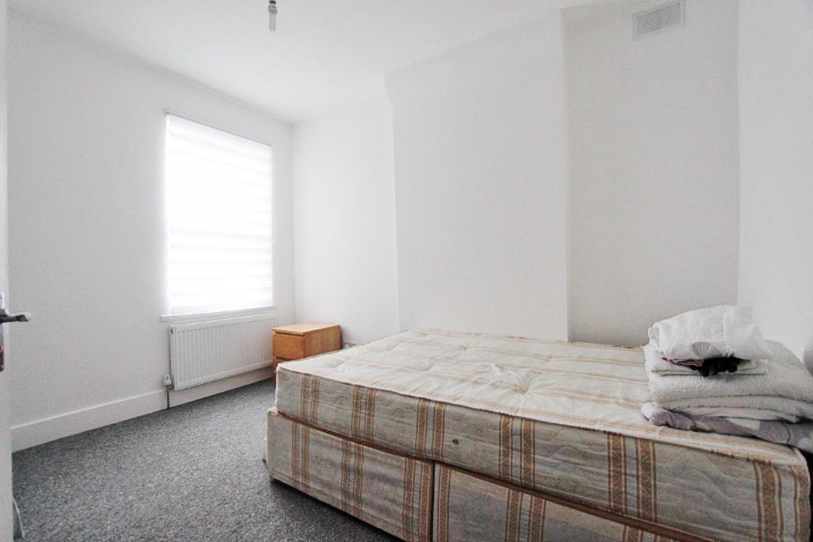 Property Image a0ef5872-559b-45a6-bc6f-e23ae009b633