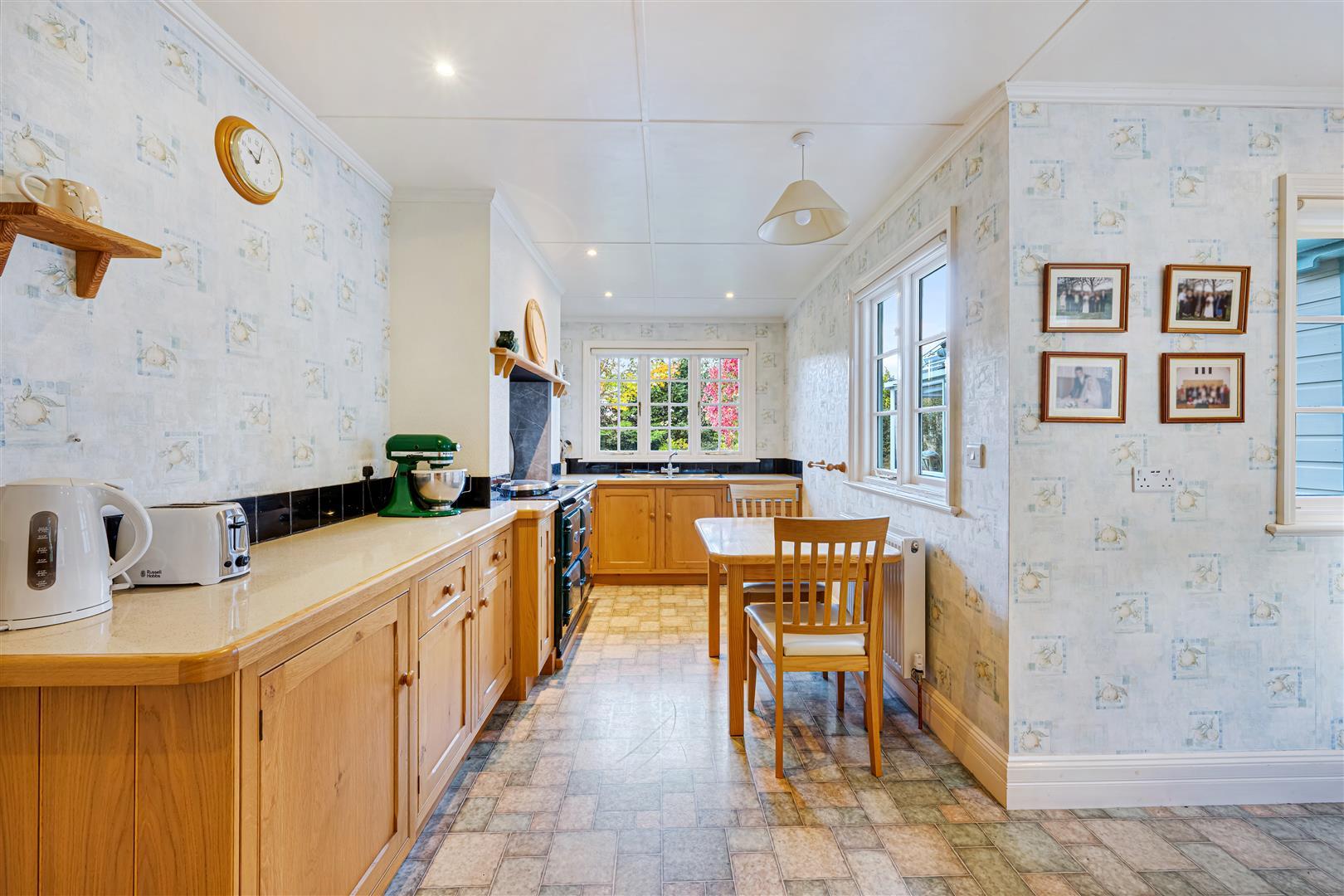 Property Image a0fa5000-cf3b-466a-9ce2-2c8510ee8ca1