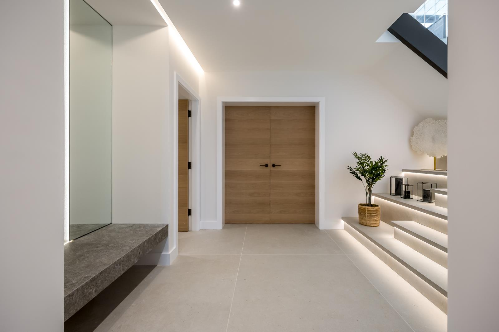 Property Image a0fee7e1-a372-4d38-895a-578936f12845