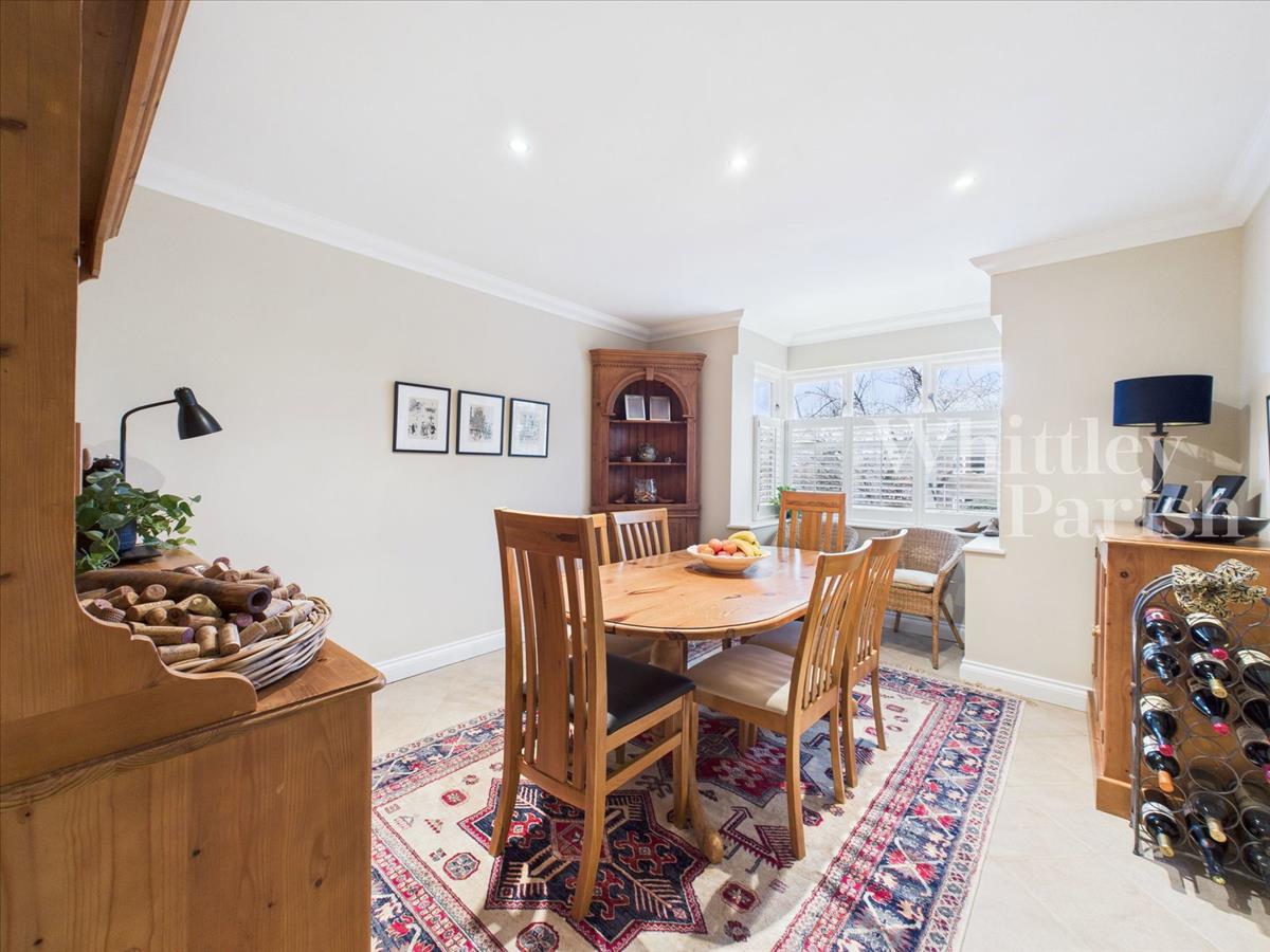 Property Image a1035934-da62-4823-b5d8-a631a794abe4