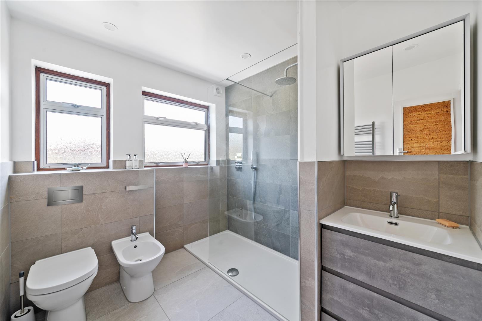 Property Image a112703a-a70e-44ca-844e-c1cb4fe52101