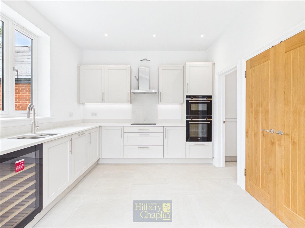 Property Image a11651a4-4c4f-46c8-b62e-59cba0195cce