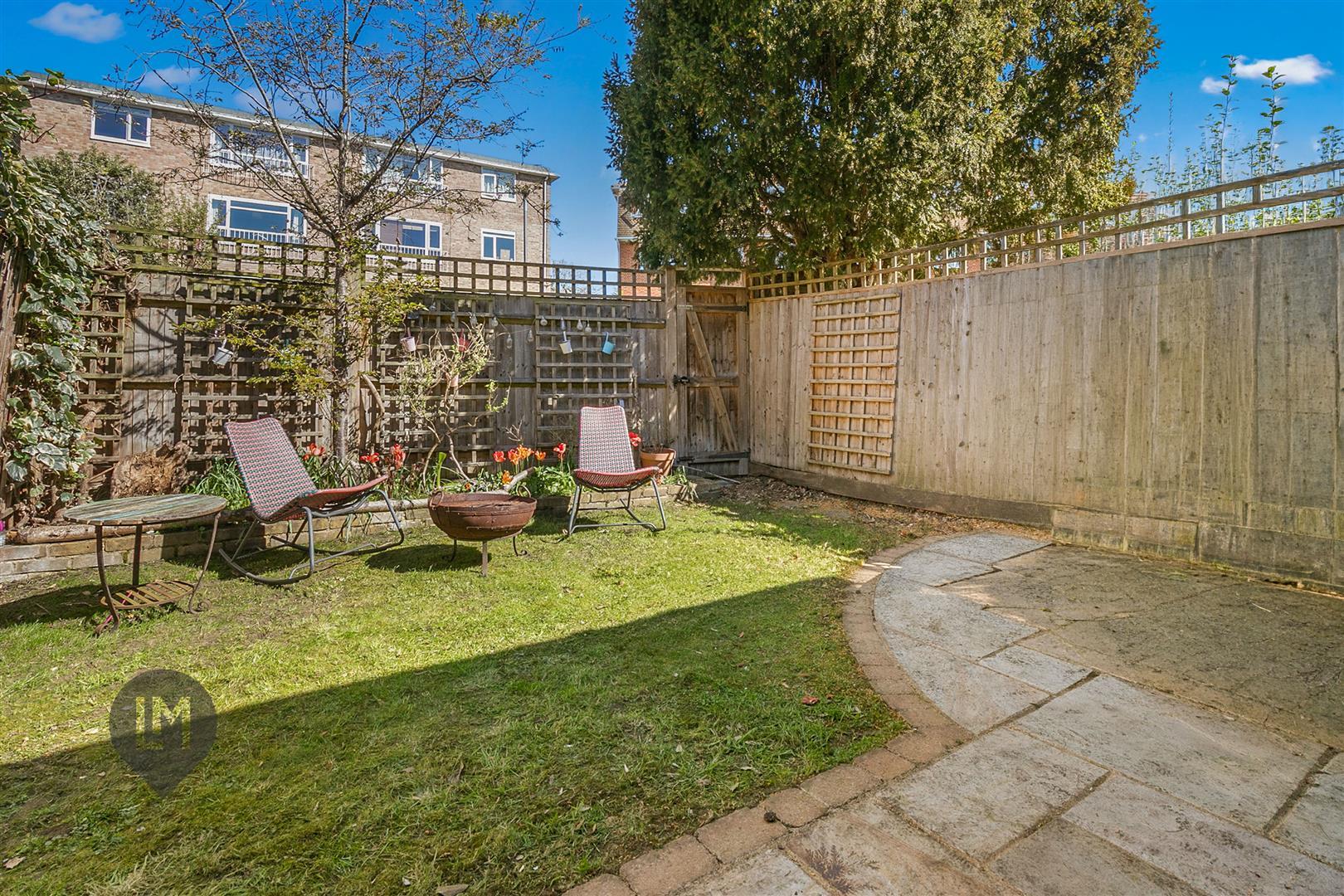 Property Image a121cf10-5446-40f8-a47b-e40d5edbf505