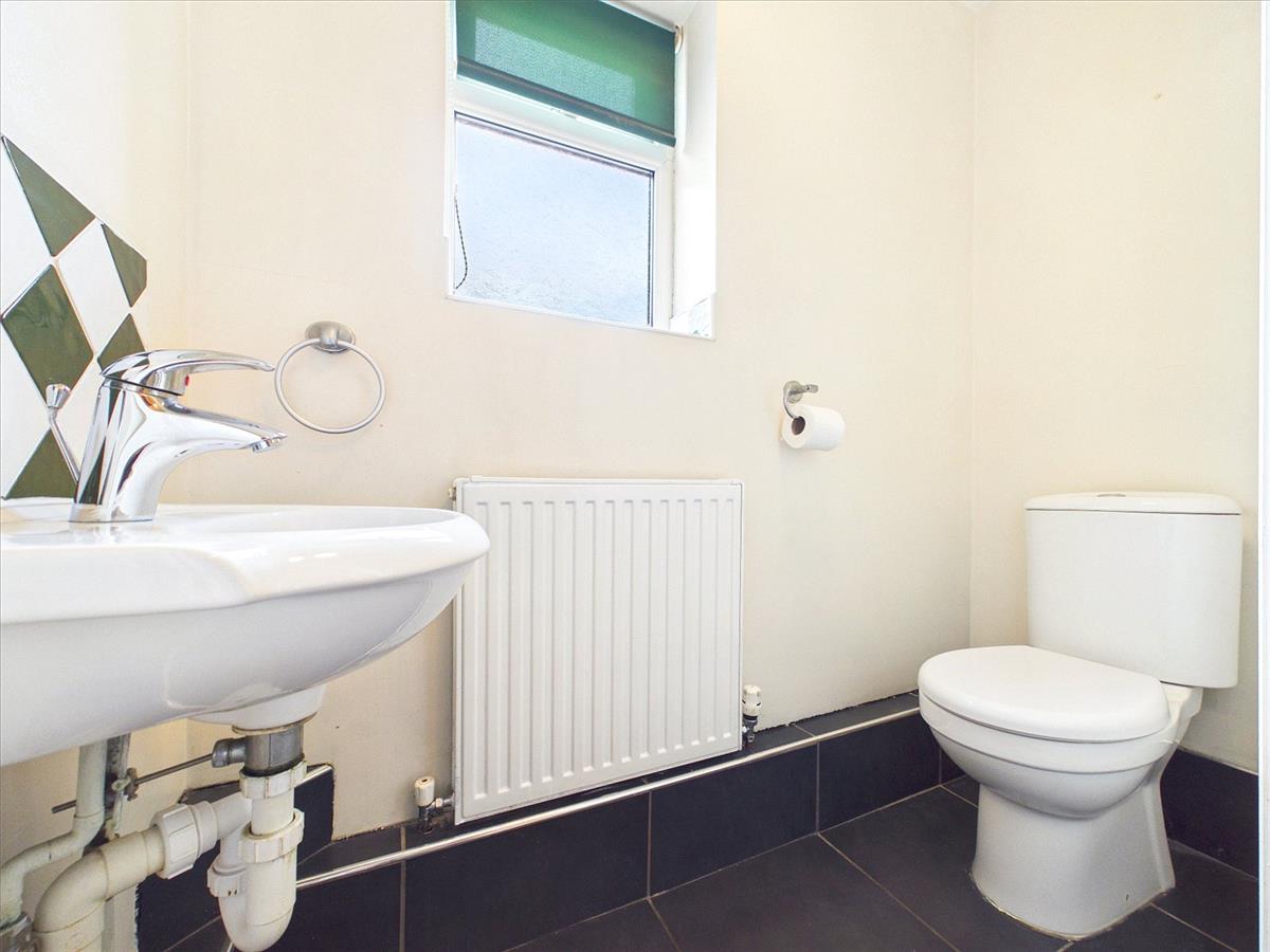 Property Image a12af2c0-4fb5-4e48-b440-727768258194