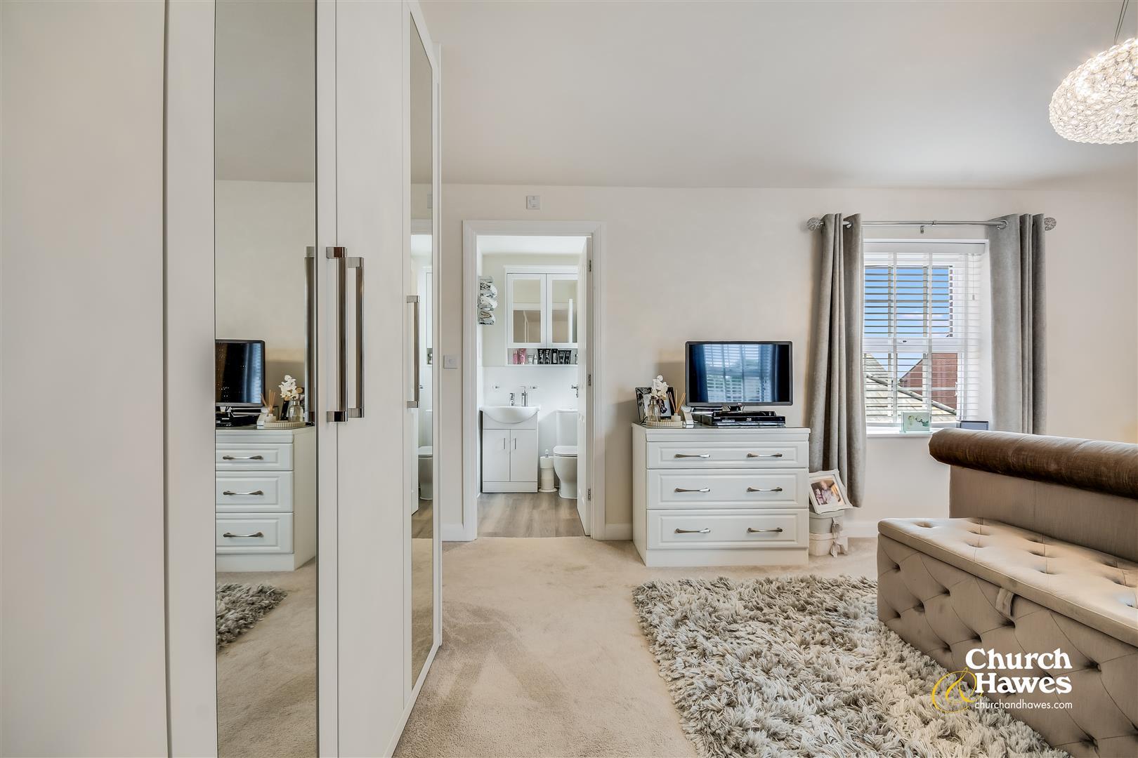 Property Image a12c4df2-3fe6-4f81-b47f-24503039946a
