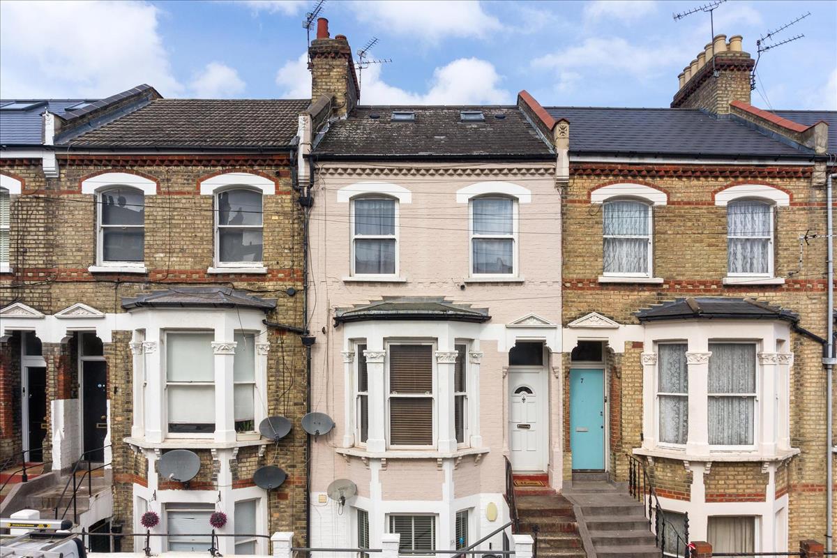 Property Image a12dd59d-5a19-4862-a0c1-ddb64662deea