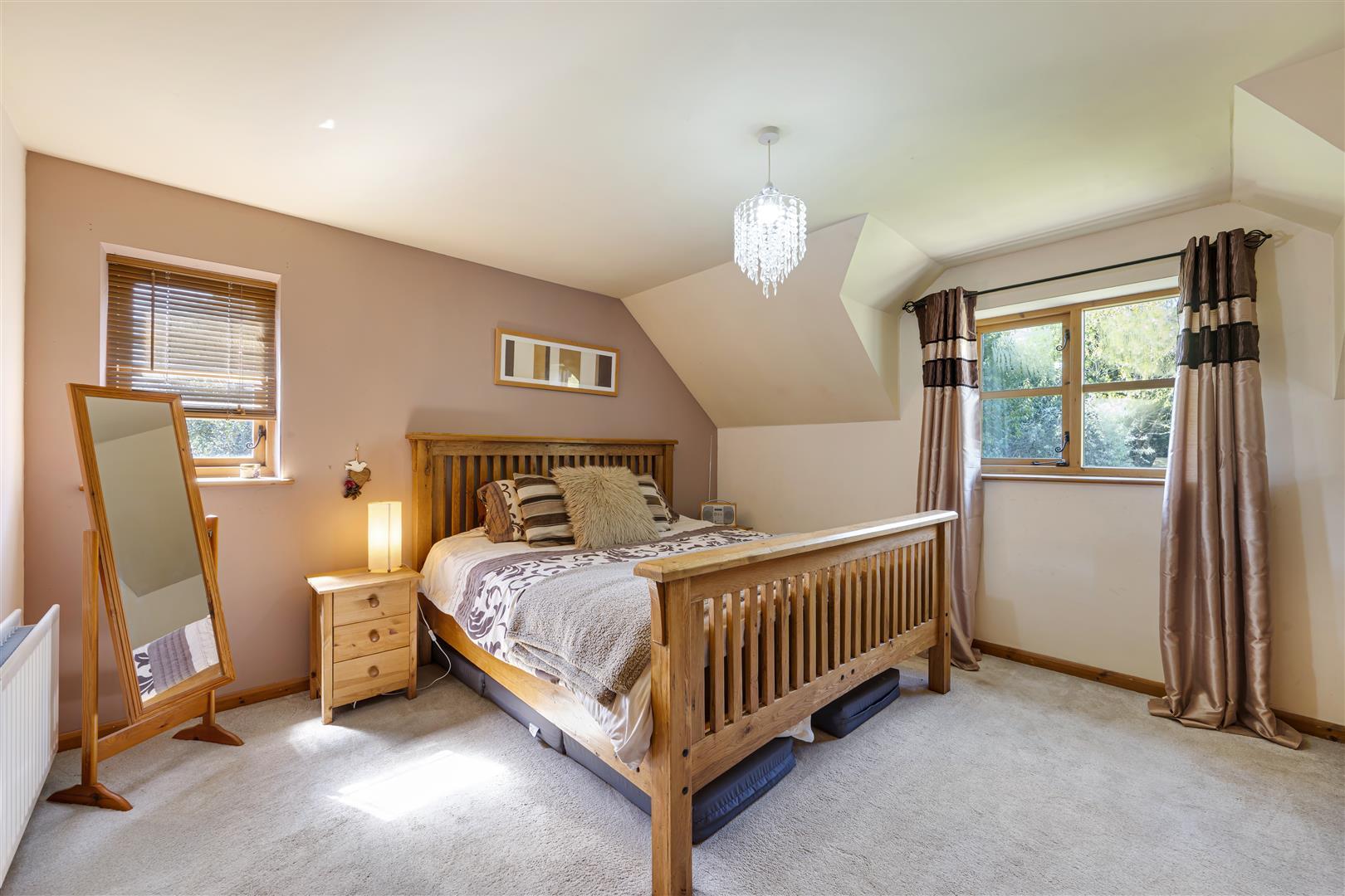 Property Image a13cd38a-5b62-4c91-bbca-578767d5a9e9