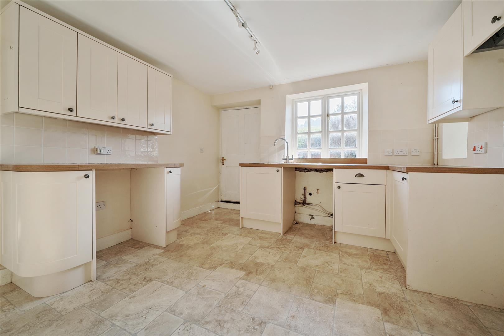 Property Image a13dae8d-8f48-4989-a9cc-577ae490e46b