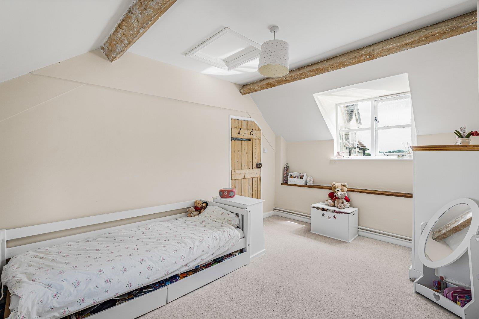 Property Image a14c57d6-c0f2-4ff7-8209-2a86c00b33d2