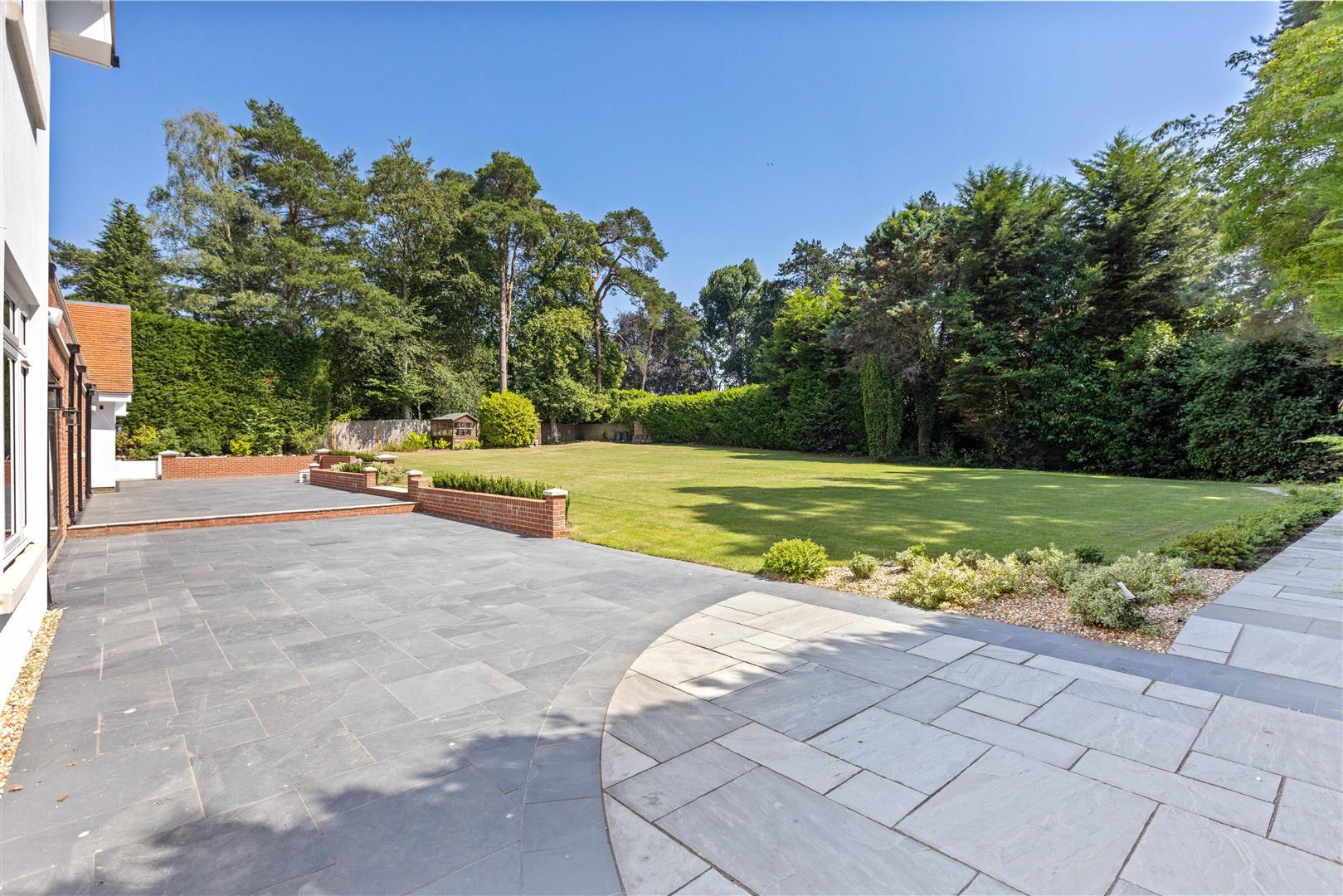 Property Image a159a785-c1d2-4cba-9ffa-fac1a09de0dd