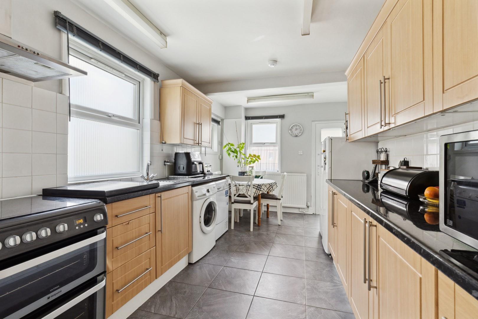 Property Image a1639d73-7e9c-4cfb-ae73-e6efd6d5f14b