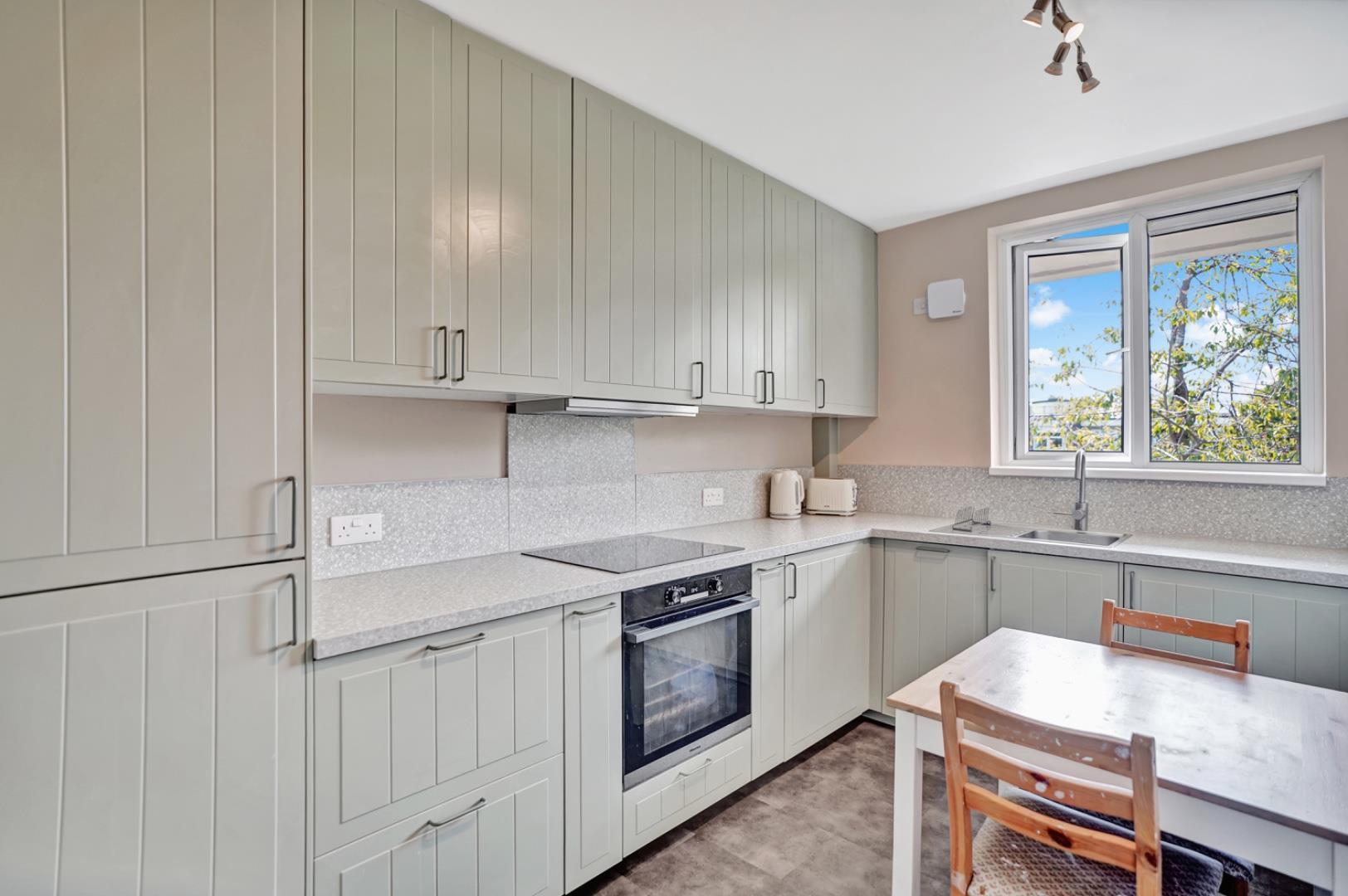 Property Image a165f114-17b2-4e7f-8fe8-d3030f1cbb1d
