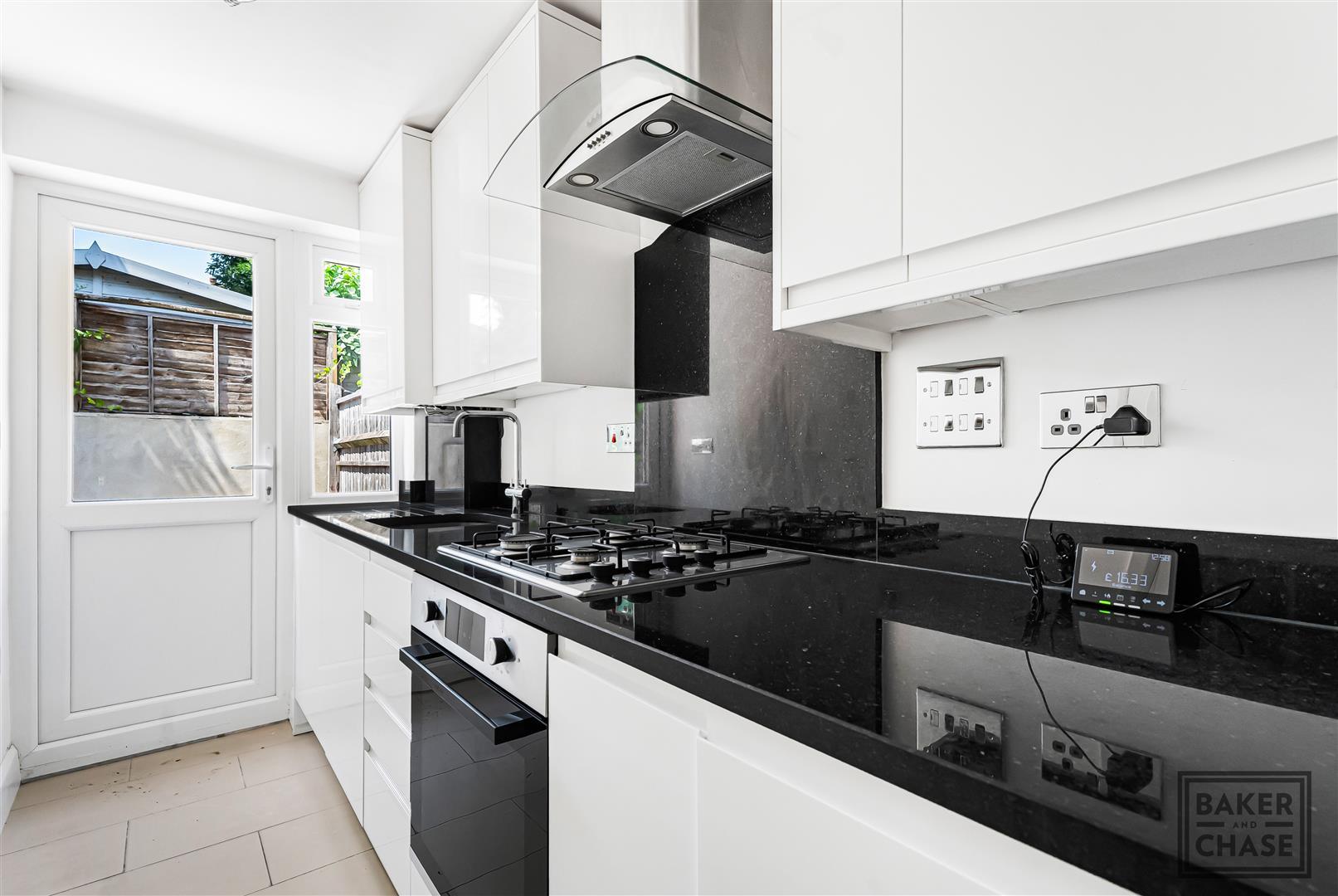 Property Image a168b08b-e1a3-44cb-97f8-6f7541c07e47