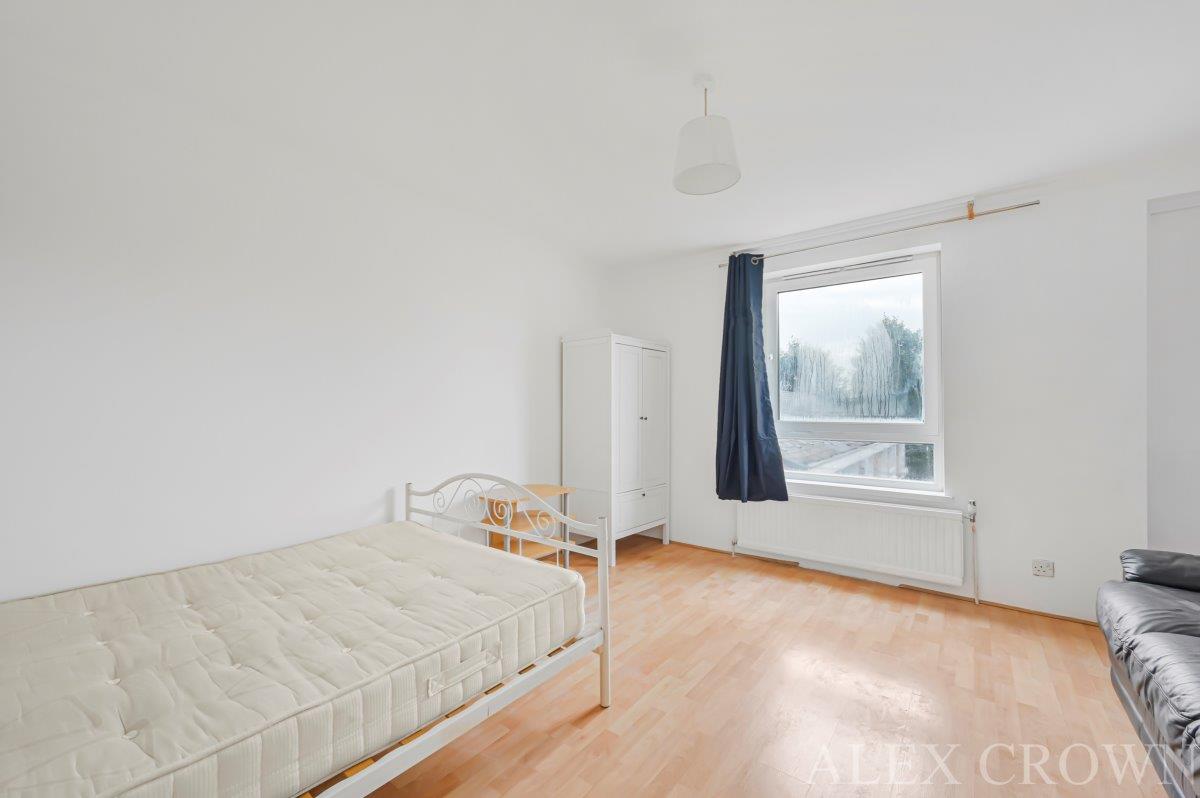 Property Image a16df6d7-2379-48f7-b77c-3accc43385bf