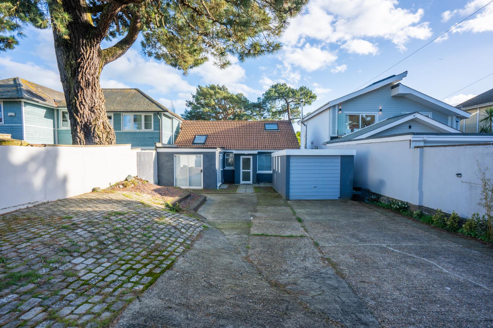 Property Image a17978ea-6e81-43fc-8ad4-07426e8d8834