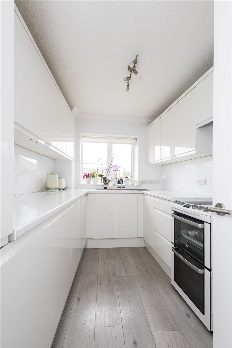 Property Image a18008a9-7c77-4cf8-954f-9b84020db81f
