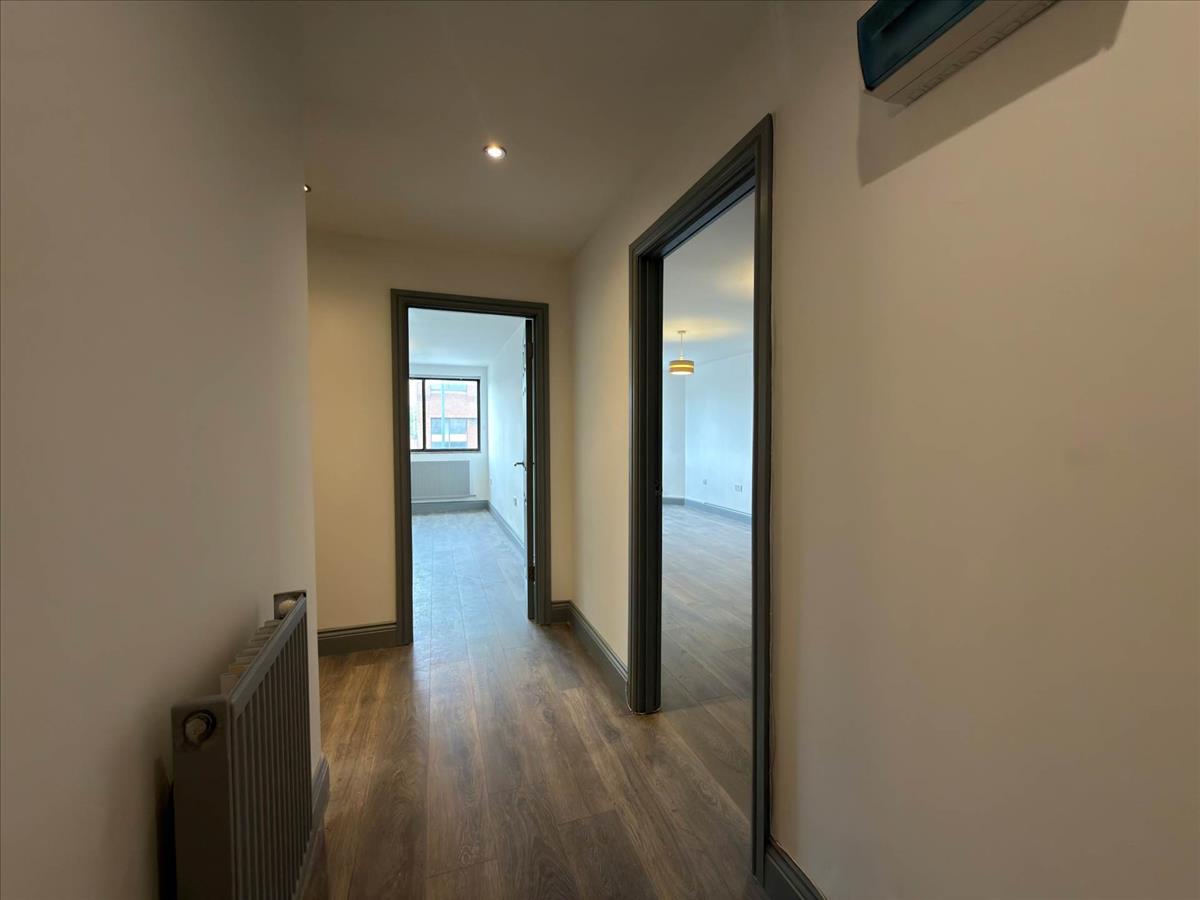 Property Image a195ba3e-998f-4bb2-90f7-9d255ca5d79a