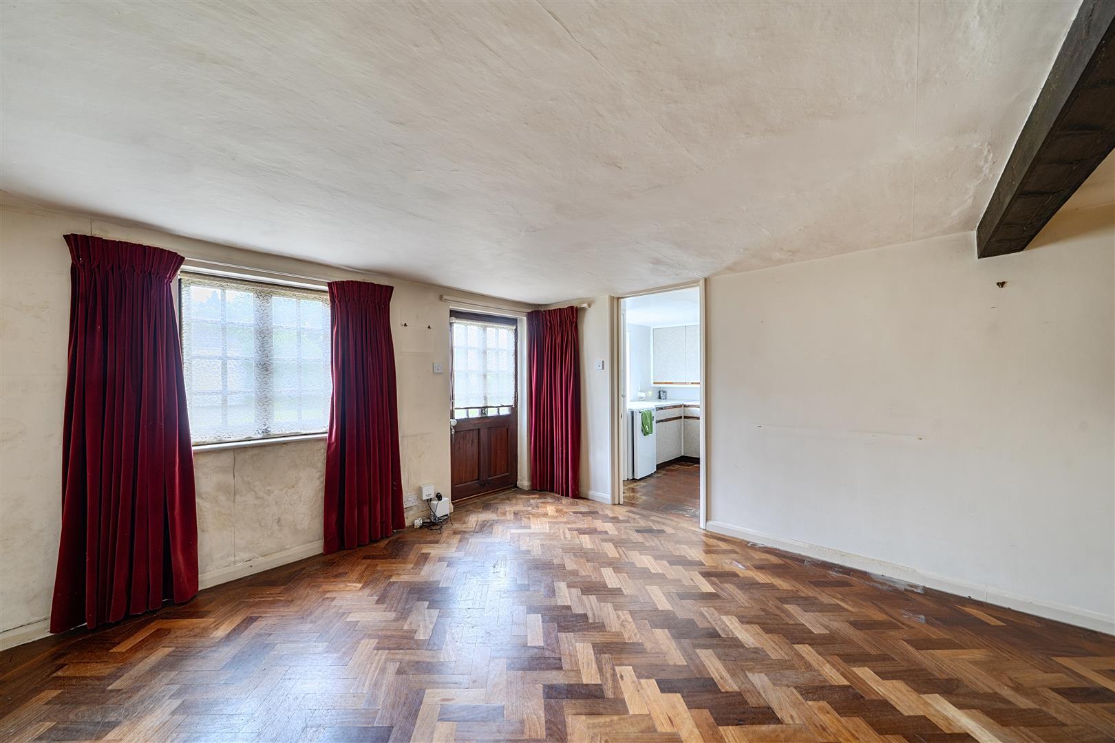 Property Image a197483e-8f76-40b3-8014-2b9a5e8aaf81