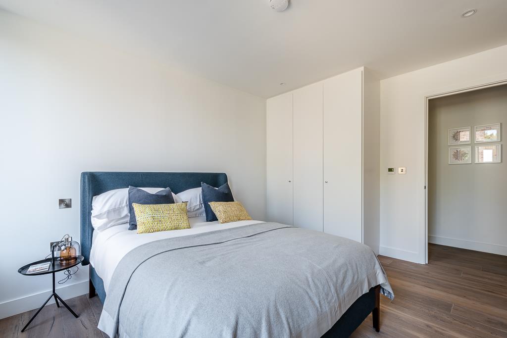 Luxury Hackney Gardens Apartment for sale, with outdoor balcony