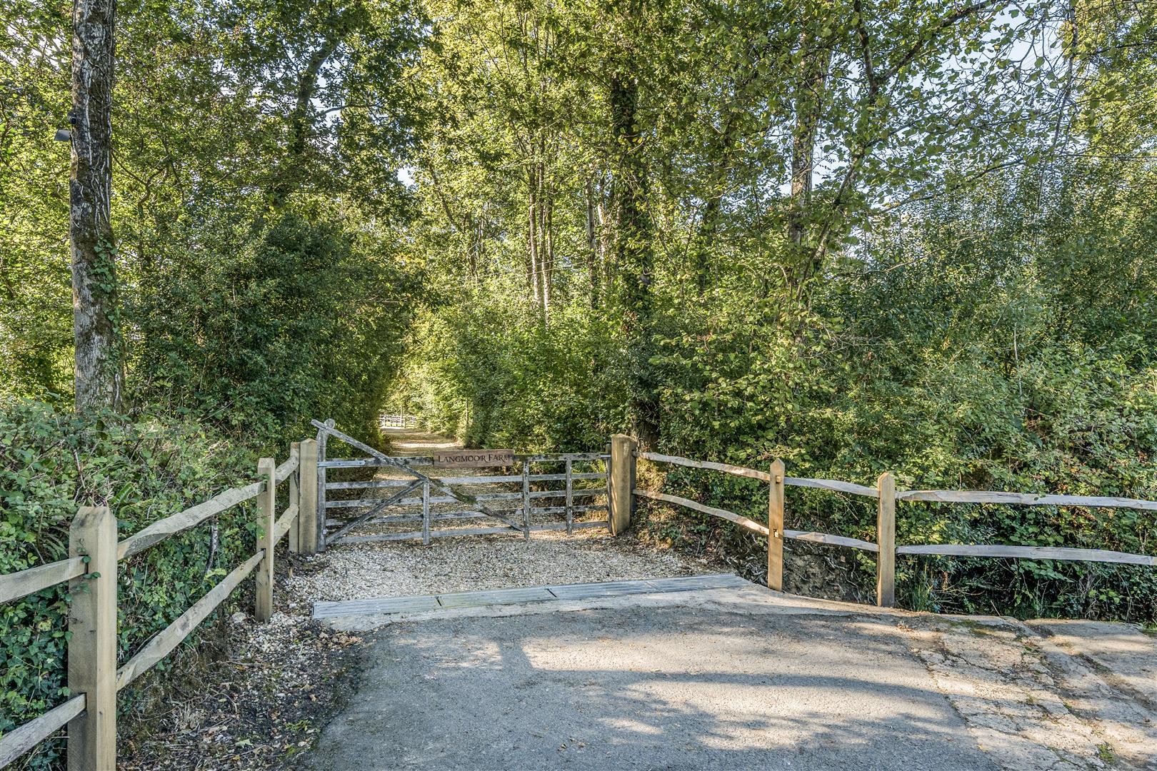 Property Image a1afe3b3-1313-4100-bdcb-fb738fc14c0f
