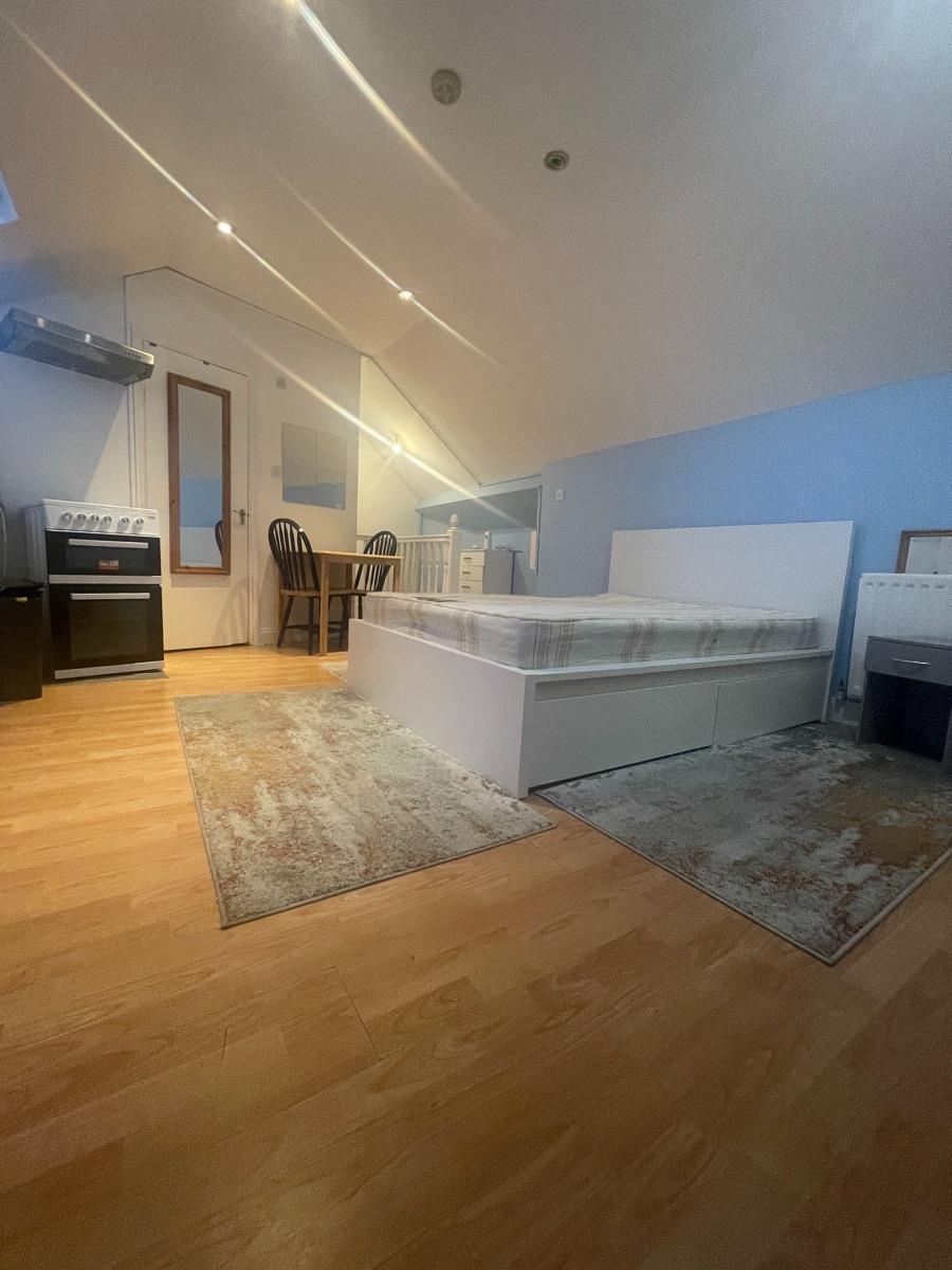 Property Image a1b9b54d-32e4-41c0-a1e8-3b6c61975d02